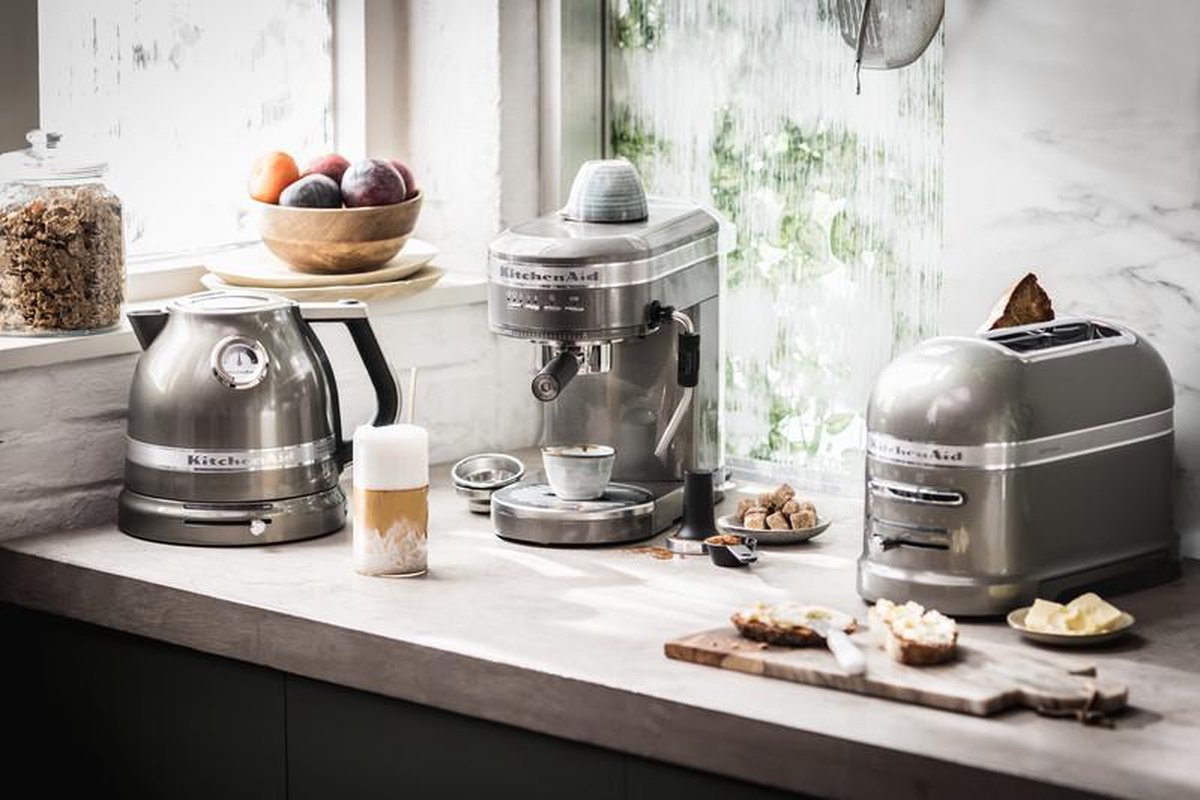 KitchenAid Artisan 5KEK1522EMS Waterkoker 2400W 1.5L