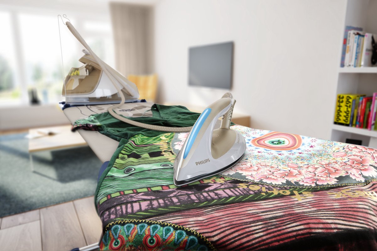 Philips PerfectCare Elite Stoomgenerator GC9642/60 - Stil, Krachtig, Lichtgewicht Strijkijzer