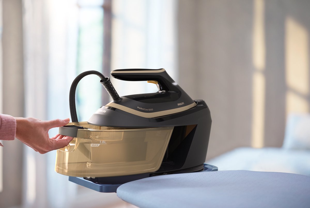 Philips PerfectCare 6000 Serie PSG6064/80 Stoomgenerator - Krachtig, Compact, Goud/Zwart