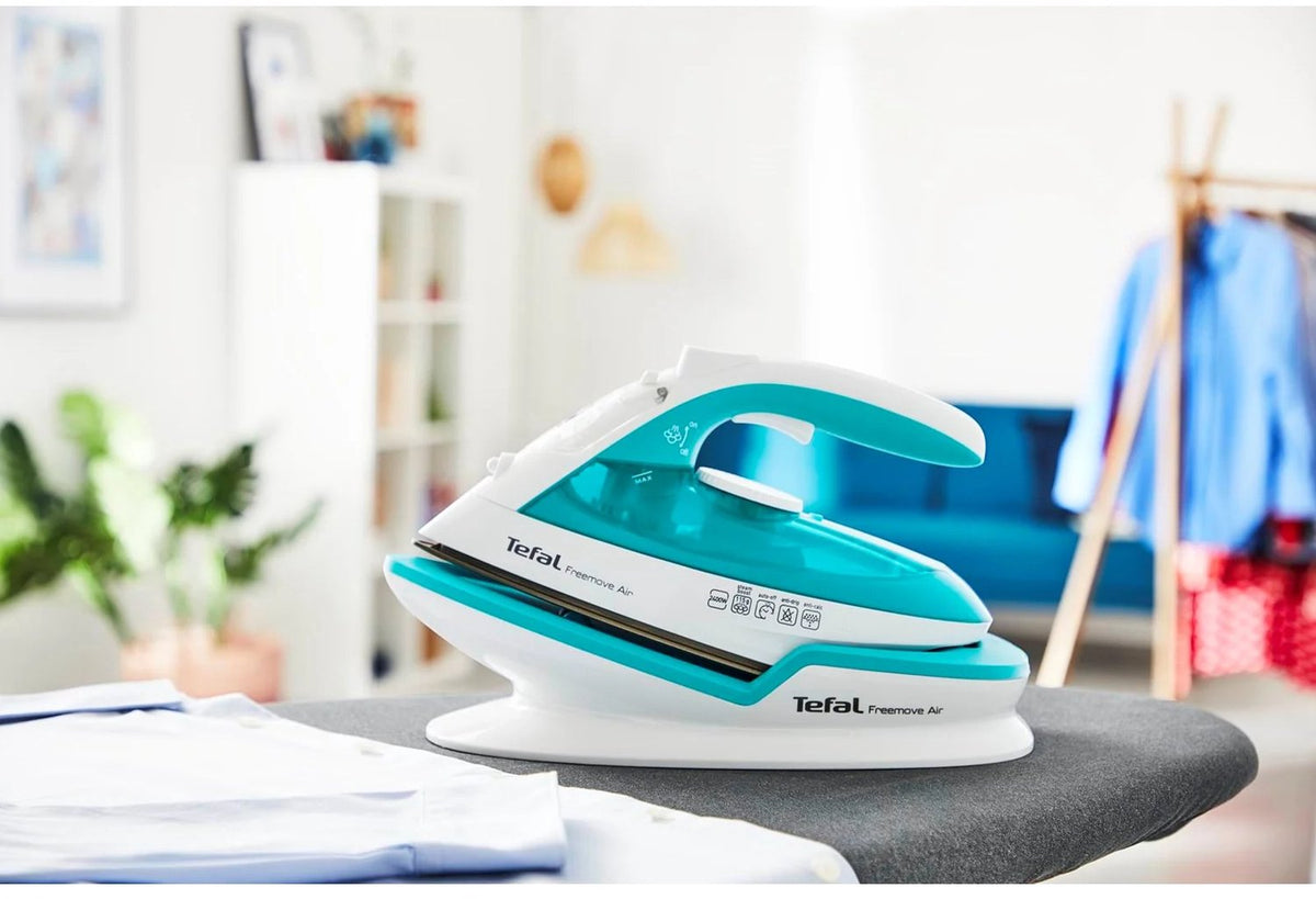 Tefal Freemove Air FV6520 Draadloos Stoomstrijkijzer 2400W Keramische Zoolplaat