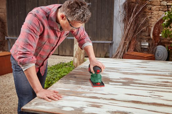 Bosch UniversalSander 18V-10 Accu Multischuurmachine: Krachtig, Draadloos Schuren Hout, Kunststof, Metaal