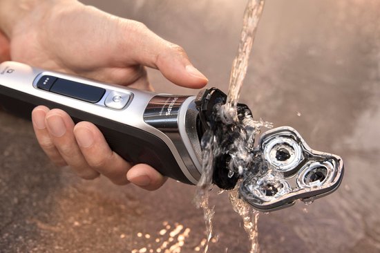 Philips i9000 Prestige Elektrisch Scheerapparaat Mannen: Ultraglad Zilver, Nat & Droog