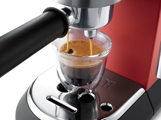 De'Longhi Dedica Style EC685.R Compacte Pistonmachine Rood voor Perfecte Espresso