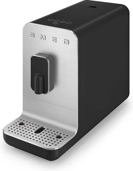 Smeg BCC11BLMEU Volautomatische Espressomachine Bonenmaler 19 Bar