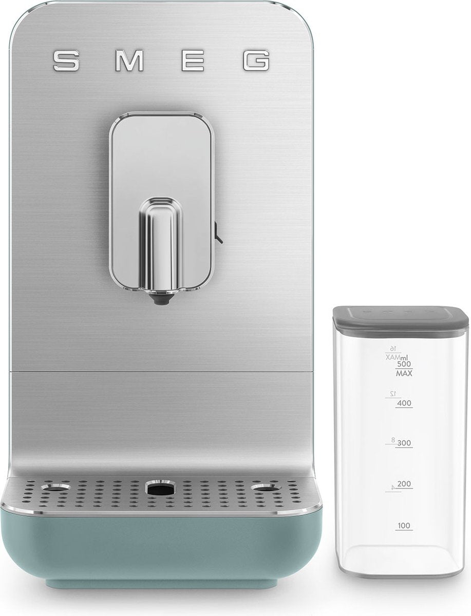 Smeg BCC11BLMEU Volautomatische Espressomachine Bonenmaler 19 Bar