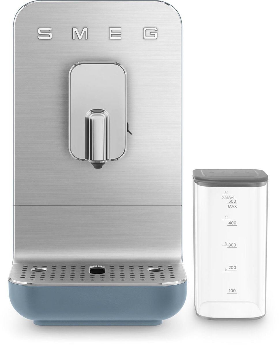 Smeg BCC11BLMEU Volautomatische Espressomachine Bonenmaler 19 Bar