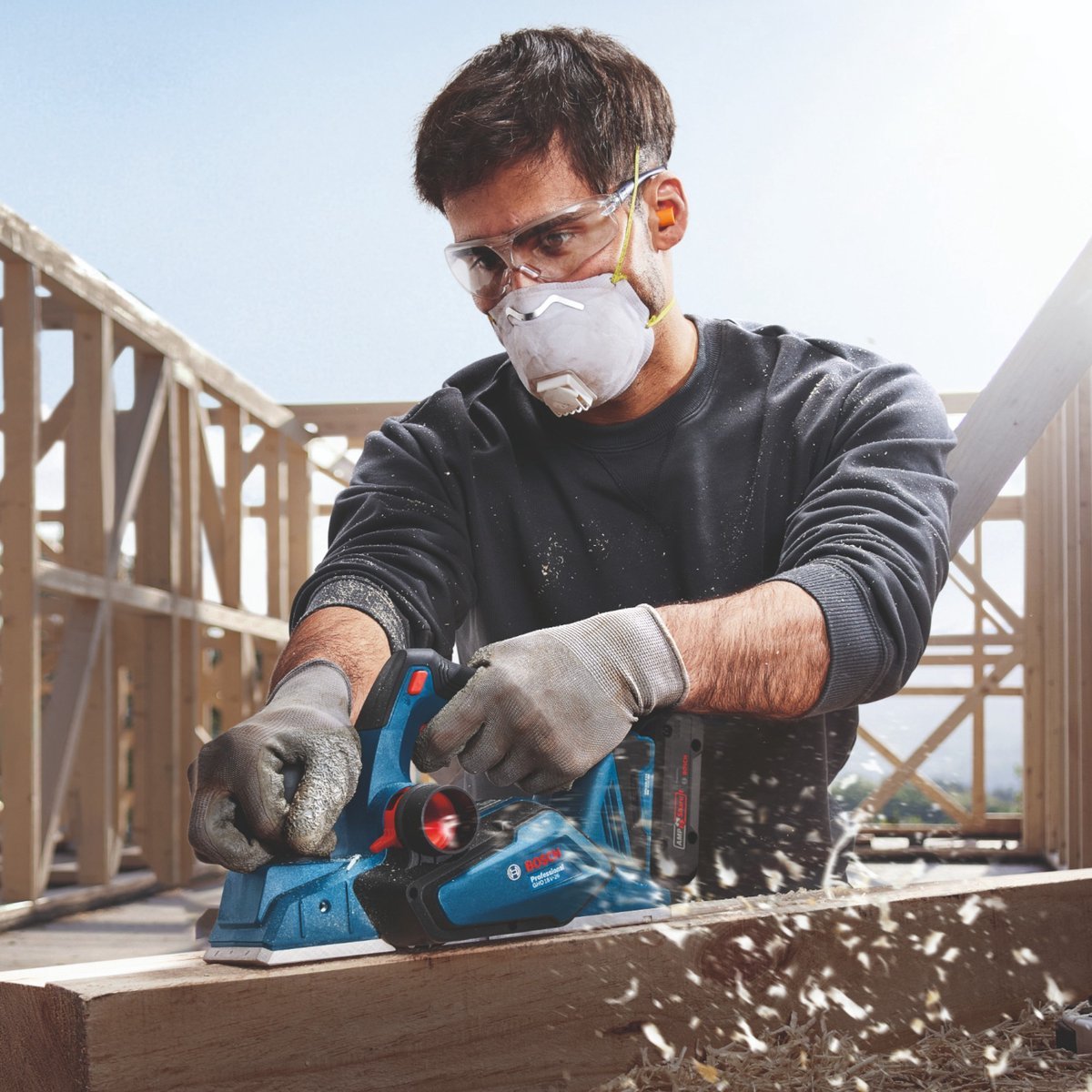 Bosch GHO 18V-26 Professional Cordless Planer 18V Body L-Boxx - MR commerce