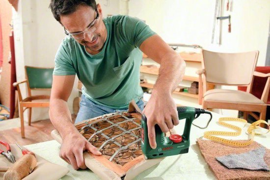 Bosch PTK 14 EDT Elektrische Tacker DuoTac - Krachtig voor Hout en Zachte Materialen - MR commerce