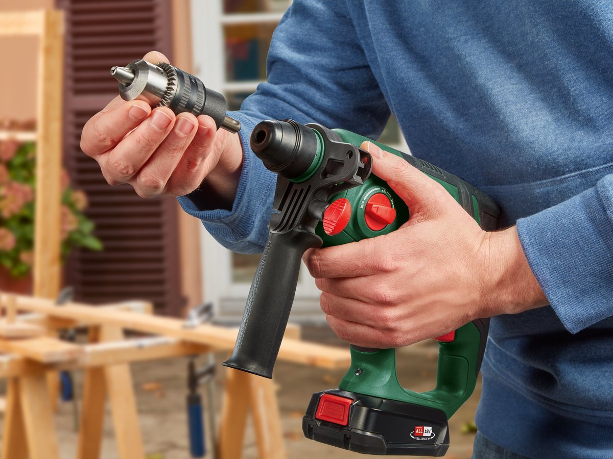 Bosch UniversalHammer 18V Accu Boorhamer 2.0J met 4.0Ah Accu - MR commerce