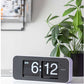 Karlsson Wide Flip Wandklok – Moderne Retro Stijl, Witte Cijferklok voor Thuis of Kantoor - MR commerce