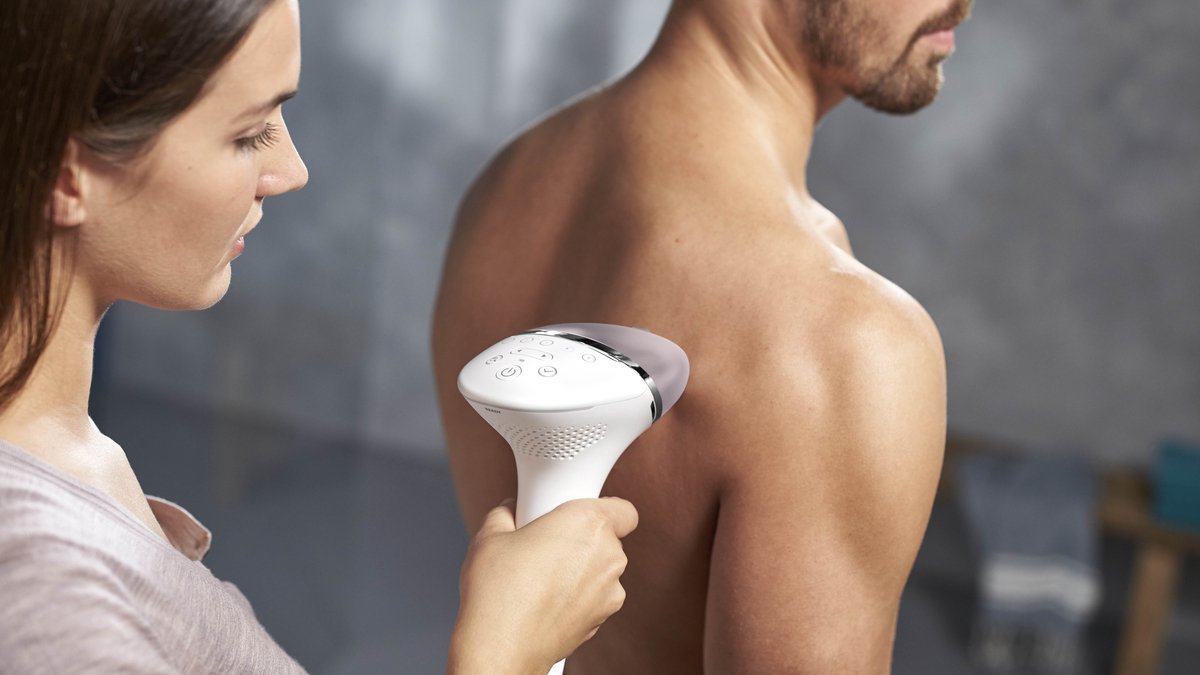 Philips Lumea Prestige 8000 IPL Ontharing BRI949/00: Effectieve Haarvermindering met 4 Opzetstukken - MR commerce