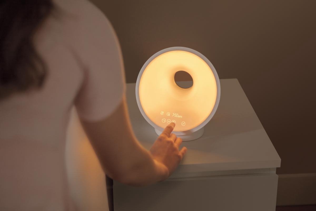 Philips Somneo HF3651/01 Wake - Up Light: Natuurlijke Zonsopgang & Ontspannende Slaaphulp - MR commerce